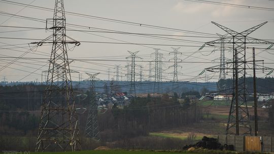 sieć elektroenergetyczna, zdjęcie ilustracyjne