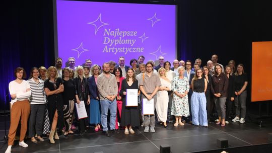 16. Wystawa Najlepszych Dyplomów Artystycznych Akademii Sztuk Pięknych