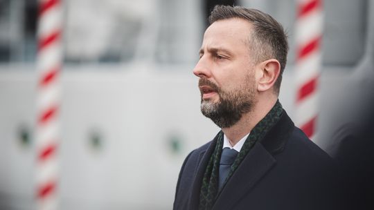 800 plus tylko dla pracujących? Propozycja lidera PSL wywołała poruszenie w koalicji