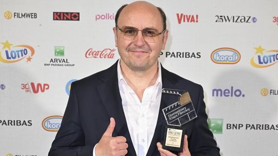 Adam Woronowicz z Diamentowym Klapsem. Nagroda podczas festiwalu Kino Letnie Sopot–Zakopane
