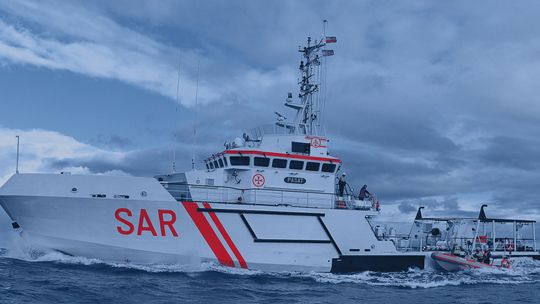 Akcja ratunkowa na Zatoce Gdańskiej. Zaginął uczestnik memoriału pływackiego