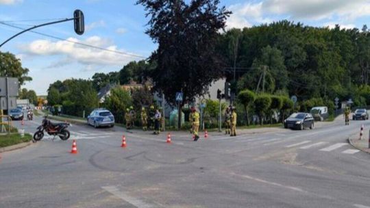Spowodował wypadek w Pępowie i uciekł. 21-letni kierowca trafił do aresztu