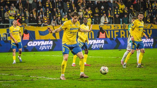 Arka Gdynia, Lech Poznań i Cracovia w Sejmie. Posłowie powołali zespół parlamentarny