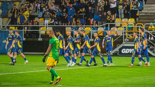 Arka Gdynia przeszła Wisłę Płock. Żółto-niebiescy wiceliderem tabeli!