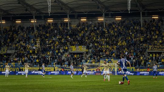 Arka Gdynia wygrała z IFK Goeteborg w Meczu Stulecia