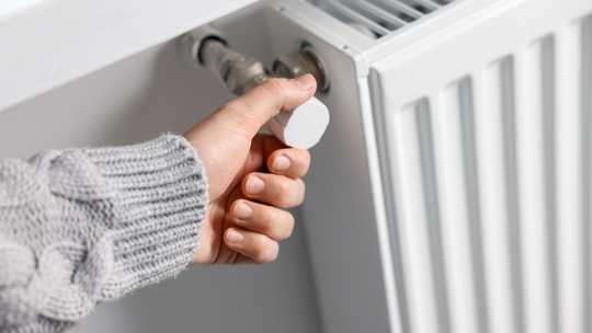 Awaria ogrzewania w Trójmieście usunięta. Ciepło wraca, szkoły wznawiają zajęcia