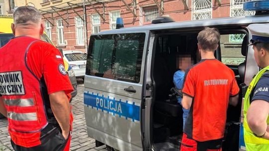 36-latek bez prawa jazdy uciekał ulicami Gdańska. W aucie wiózł małe dziecko
