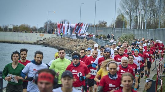 Bieg Niepodległości z Portem Gdańsk, czyli biało-czerwona nad morzem