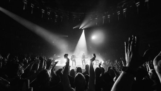 Bryan Adams wciąż w wyśmienitej formie. Świetny wieczór w Ergo Arenie Bryan Adams wciąż w wyśmienitej formie. Świetny wieczór w Ergo Arenie