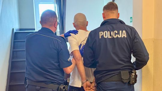 zatrzymanie 32-letniego ojca, który pod wpływem narkotyków opiekował się noworodkiem