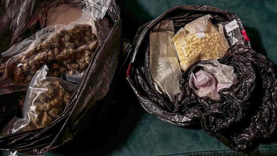 CBŚP rozbiło grupę przestępczą z Podlasia. 22 zatrzymanych, 130 kg narkotyków