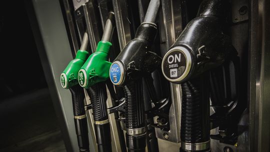 Ceny paliw rosną w oczach! Orlen obniża marżę na diesla i wprowadza promocję