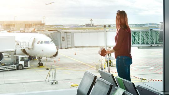 samolot, podróż, zdjęcie ilustracyjne