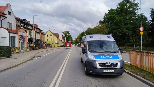 Czołowe zderzenie dwóch samochodów w Lęborku. 71-letni kierowca zginął na miejscu