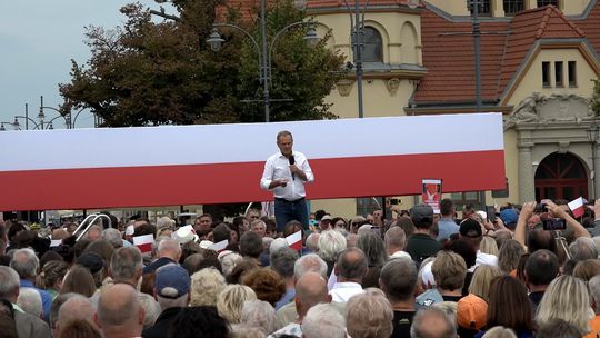 Donald Tusk na wiecu w Sopocie