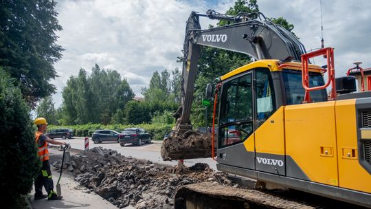 Drogą krajową 22 do Starego Pola jeszcze w tym roku, remont szosy w tej miejscowości przeciąga się