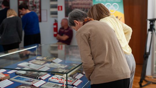 Duchowa rozgrzewka przed igrzyskami w Paryżu. Wystawa w bibliotece