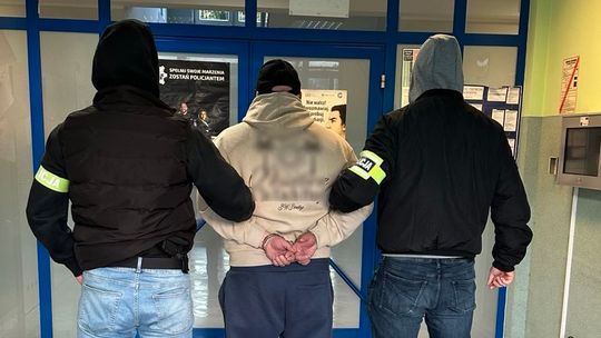 Dwa ataki w Gdańsku. 43-latek podejrzany o atak nożem i uderzenie pałką