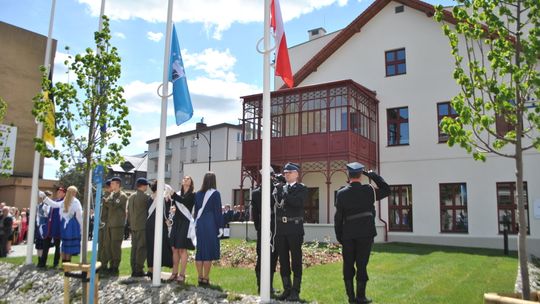 Dwa wydziały Starostwa Powiatowego w Kartuzach wróciły do historycznej siedziby