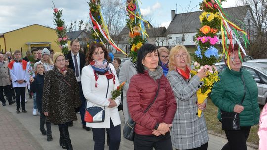 Niedziela Palmowa. Zobacz kociewską procesję w Gogolewie