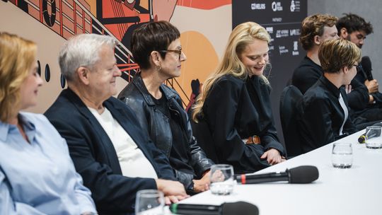 Festiwalowe olśnienia i wzruszenia. Violetta Villas i Jan Borysewicz na ekranie oraz wielka miłość w strasznych czasach