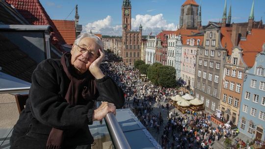 Jak fotografowałem Andrzeja Wajdę. Historia zdjęcia z panoramą Gdańska w tle