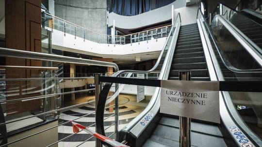 Galeria Alfa znika w oczach. Działają już tylko 3 sklepy