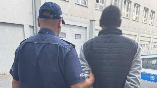 Gdańsk: Celował do policjantów z broni, bo... chciał sprawdzić ich reakcję