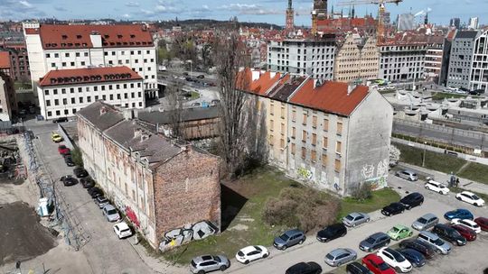 Gdańsk: Dwie działki na Wyspie Spichrzów sprzedane za 85 mln złotych