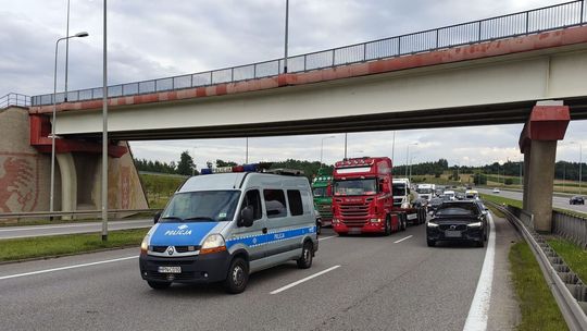 Gdańsk: Kierowca tira z Tczewa zasnął w korku. Wydmuchał dwa promile