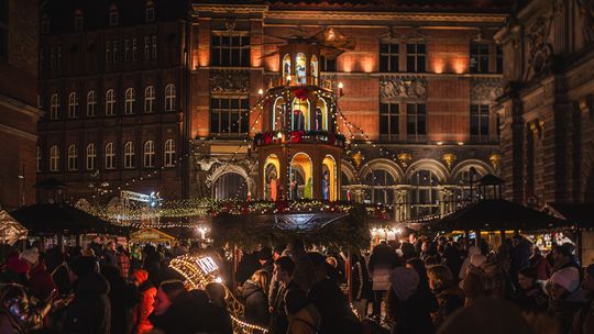 Gdańsk. Rozpoczął się bajecznie kolorowy Jarmark Bożonarodzeniowy 2024