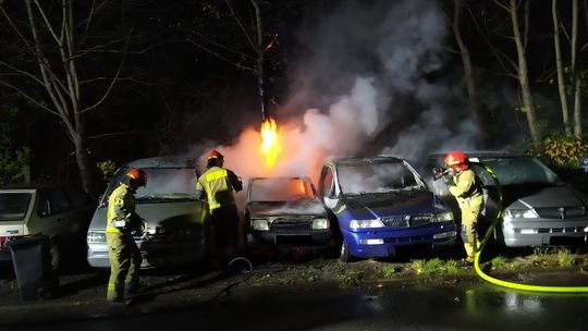 pożar samochodów Fundacji z Pompą