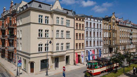 nowo wyremontowane kamienice komunalne przy ulicy Wróblej w Gdańsku