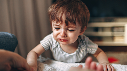 Gdańsk: Znęcali się nad pięciolatkiem, teraz usłyszeli zarzuty