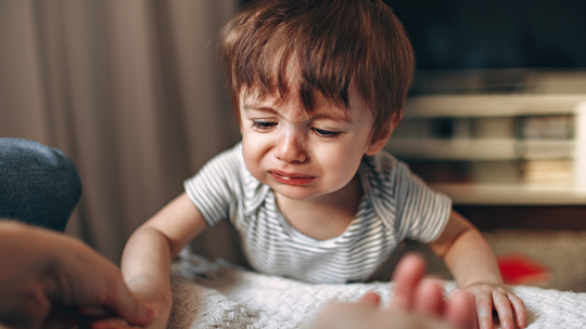 Gdańsk: Znęcali się nad pięciolatkiem, teraz usłyszeli zarzuty