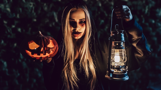 Gdzie z Gdańska lecieć na Halloween? Odkryj najstraszniejsze miejsca Europy!