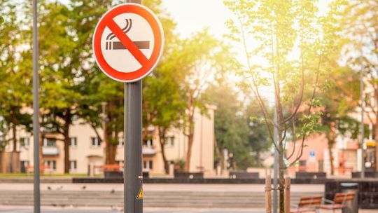 zakaz palenia, znak, zdjęcie ilustracyjne