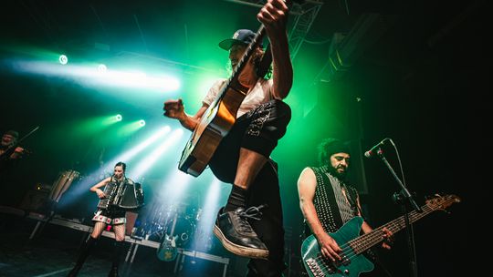 Gogol Bordello, bum bum! Wielkie cygańskie wesele w B90