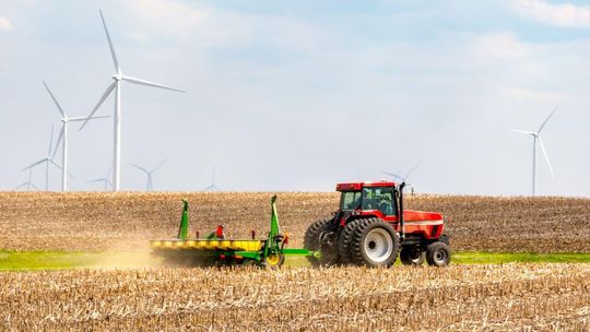 traktor, zdjęcie ilustracyjne