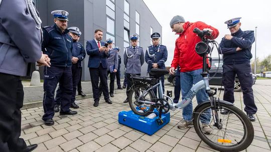 Bat na kurierów i dostawców jedzenia? Gdańska policja testuje hamownię