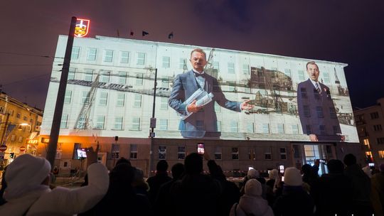 Mapping na budynku Urzędu Miasta w Gdyni