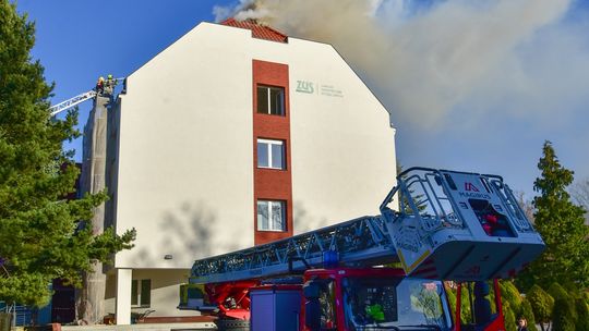 Inspektorat ZUS w Sztumie wraca do obsługi klientów po pożarze pożar dachu ZUS w Sztumie