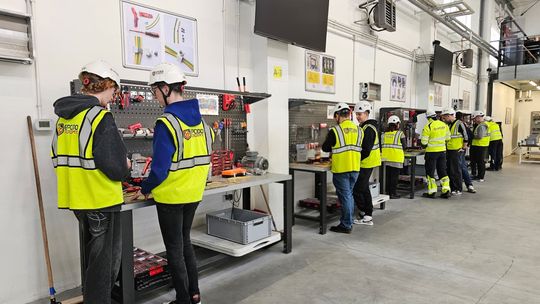 Na Pomorzu brakuje inżynierów. Fundacja z Gdańska łączy szkoły z biznesem