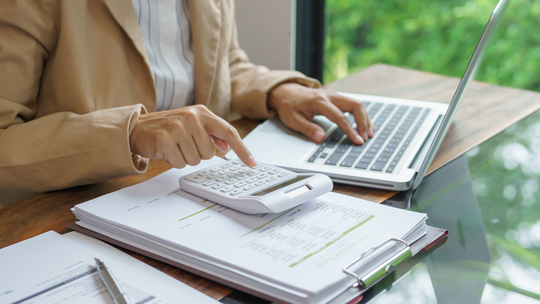 Jedni skorzystają, inni zapłacą więcej. Nowy rok bez rewolucji w systemie podatkowym