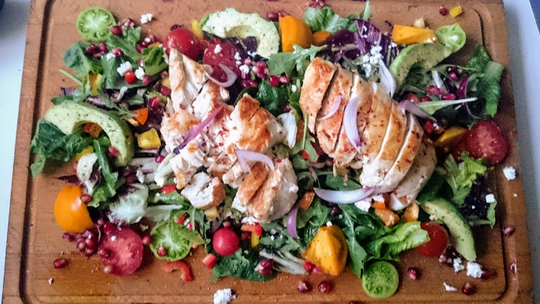 Schudnąć do majówki? Postaw na rozsądek zamiast restrykcyjnej diety