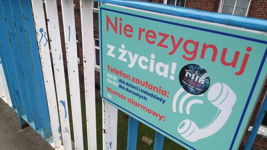 tabliczka „Nie Rezygnuj z życia”, Tczew