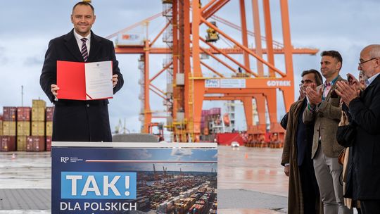 Karol Nawrocki w Bałtyckim Terminalu Kontenerowym w Gdyni