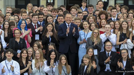 Karol Nawrocki zaprasza młodych ludzi do rezydencji prezydenta w Juracie
