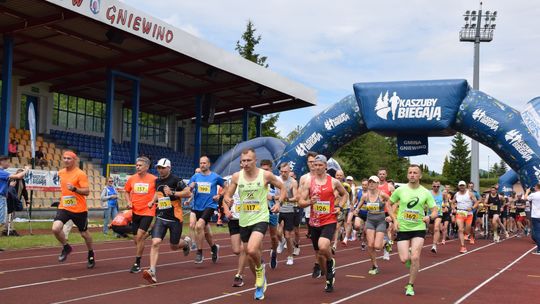 Kaszuby Biegają 2026. Ruszyła kolejne edycja największej imprezy biegowej na Pomorzu. Jej twarzą jest Henryk Miotk