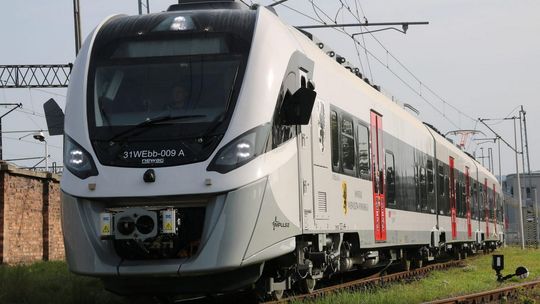 pociąg, zdjęcie ilustracyjne